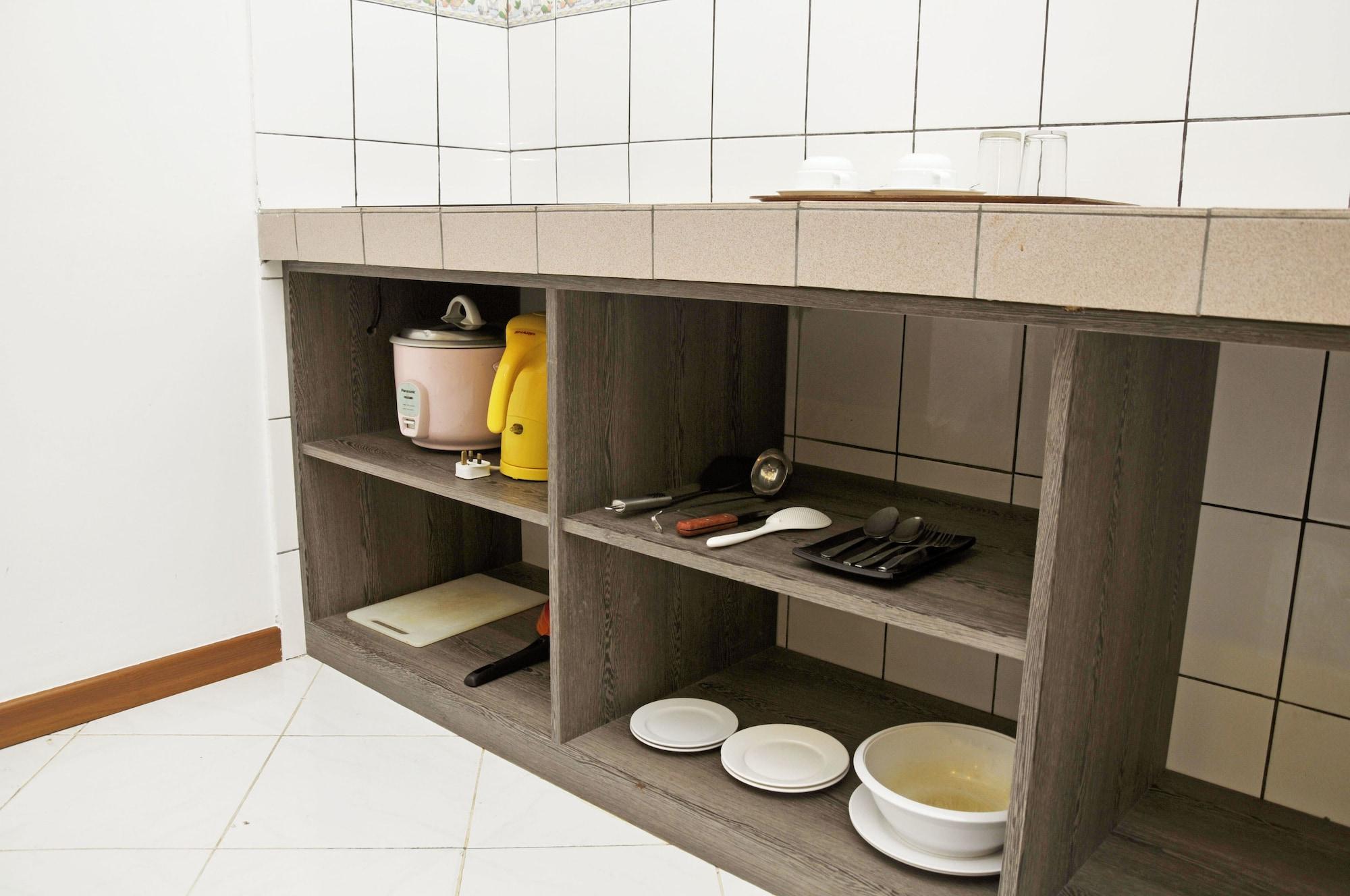 Promenade Service Apartment Kota Kinabalu Exterior foto