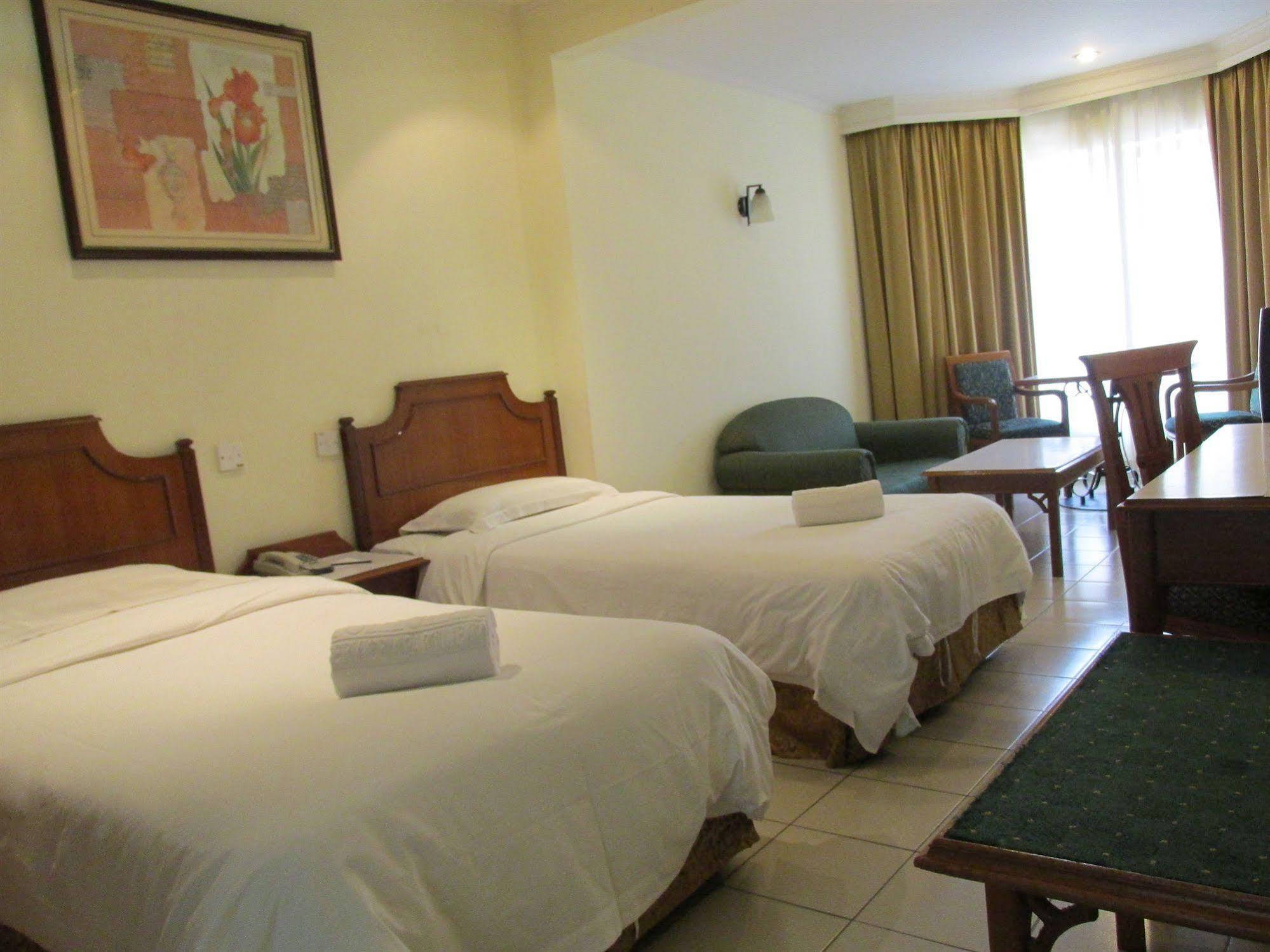 Promenade Service Apartment Kota Kinabalu Exterior foto